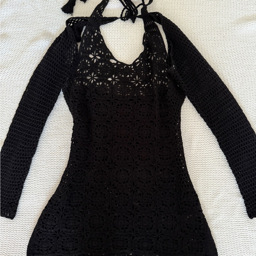 POSTER GIRL Elegant Black Knit Design